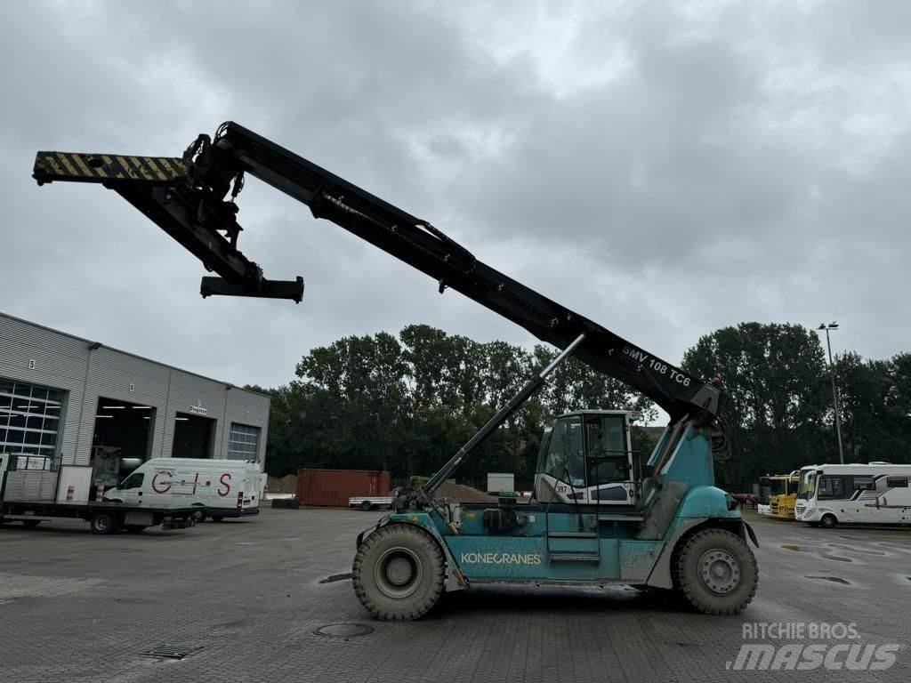 SMV SC108TC6 Reach Stackers