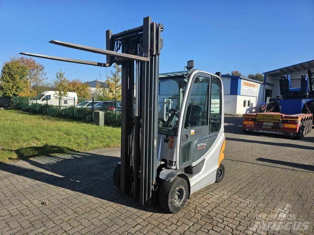 Still RX60-25 Electric Forklifts