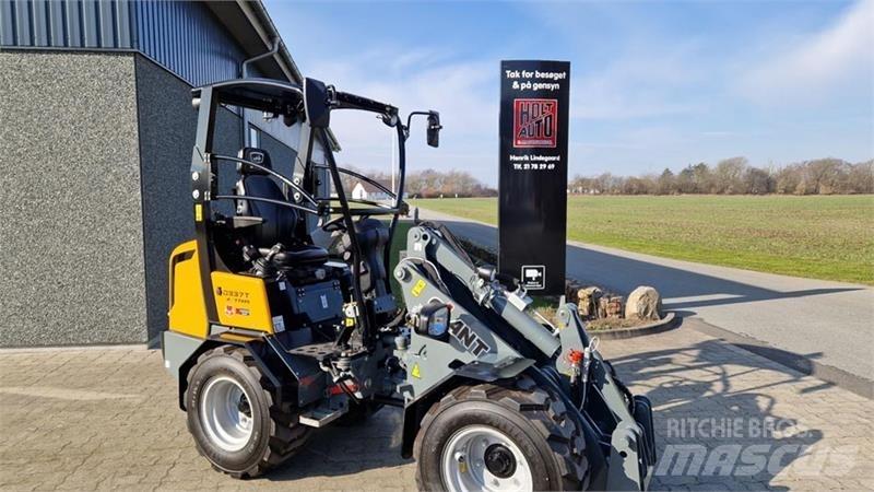 GiANT D337T Mini Loader