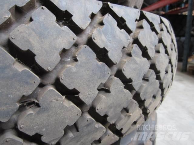  13.00-24 General dæk - 1 stk. Tires, wheels and rims