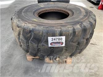  23.5xR25 Bridgestone dæk Tires, wheels and rims