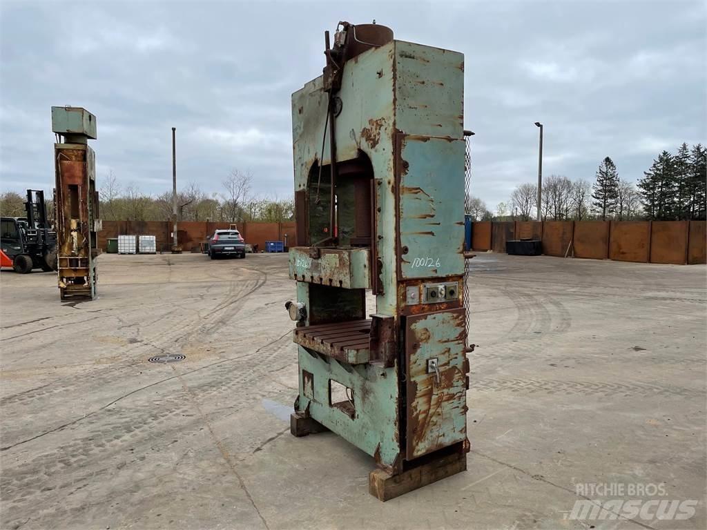  250 ton hydr. presser Other