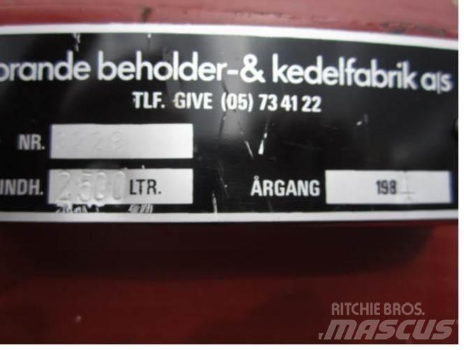  2500 L Tank Other