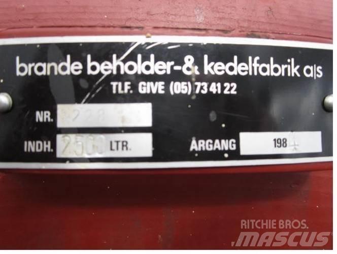  2500 L Tank Other
