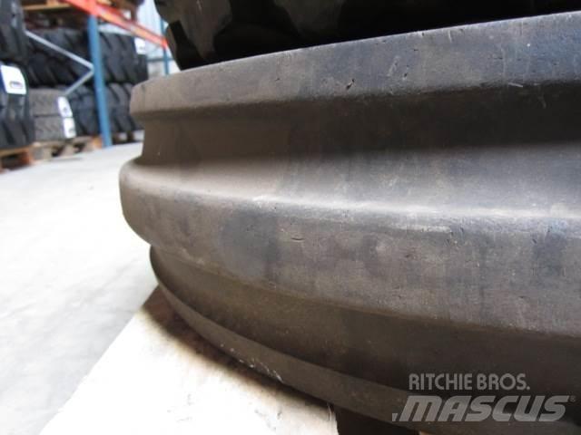  7.50-18 Goodyear dæk - 1 stk. Tires, wheels and rims