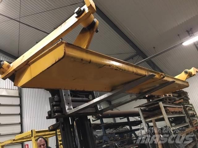  Bagsmæk ex. Volvo A25C 6x6 Other