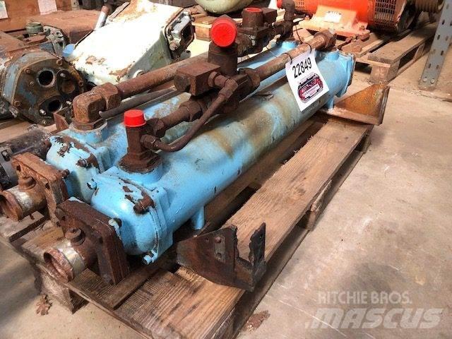 Bowman GL400 Oliekøler Other