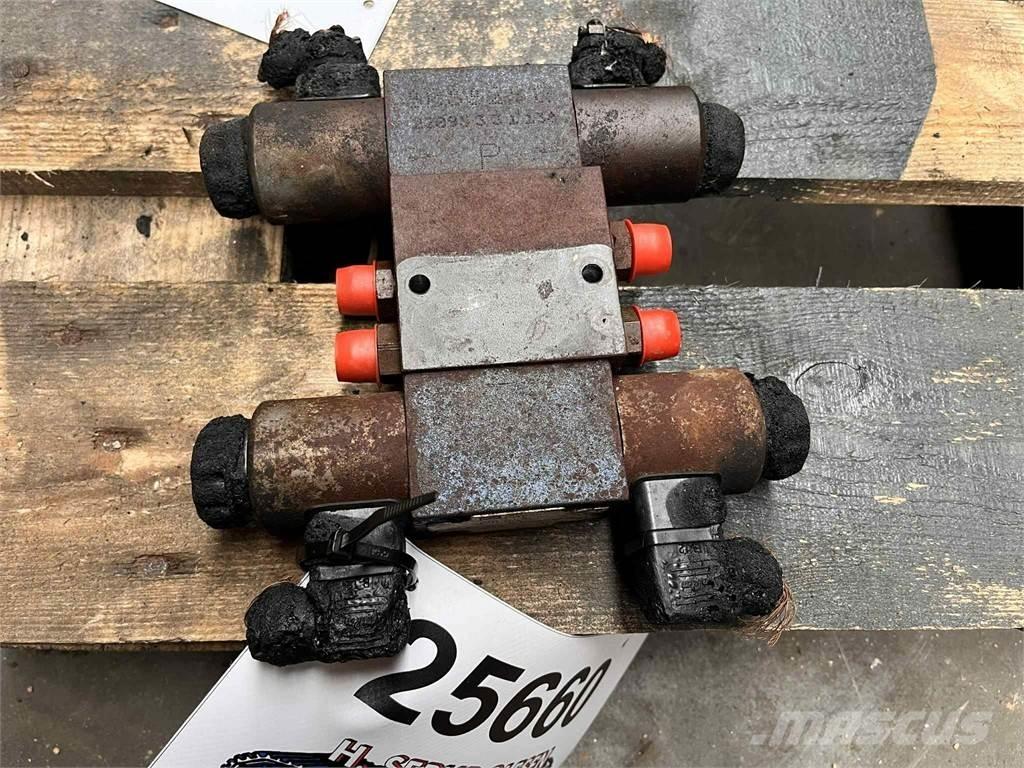 CASE 695SR ventil Hydraulics