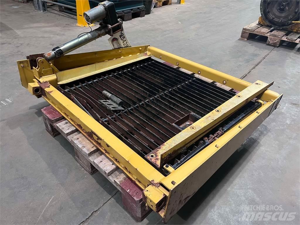 CAT 962GII Kølergrill Other