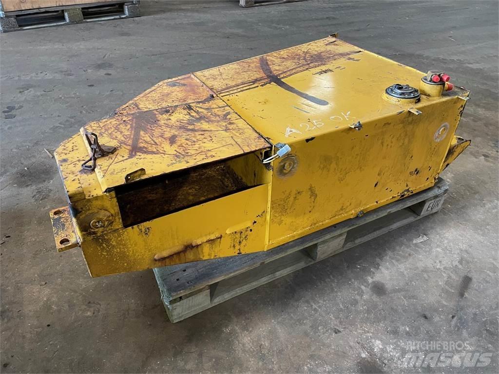  Dieseltank ex. Volvo A25 Other