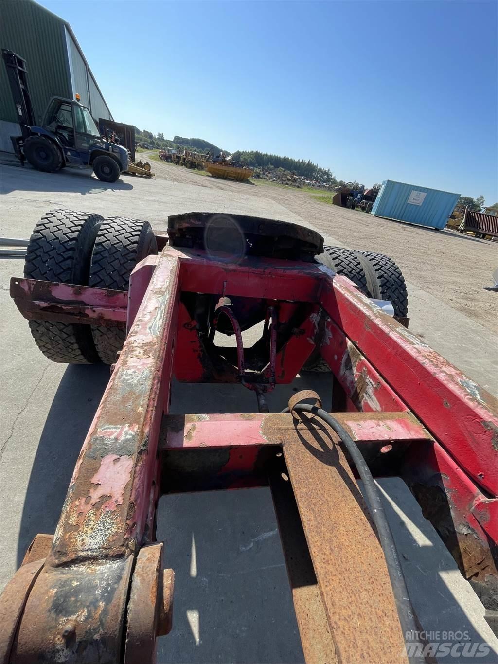  Dolly 1-akslet Lowboy Trailers