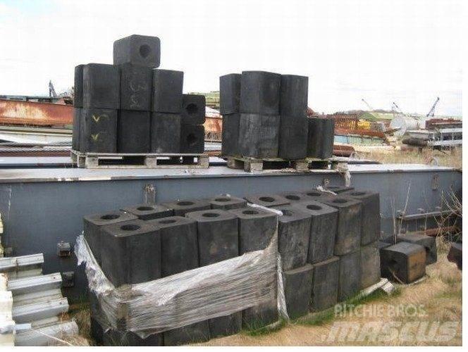  Fendere, diverse Work Boats / Barges