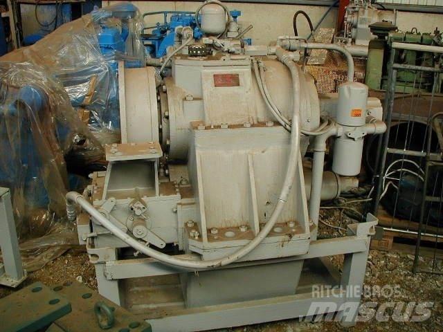 Fjeldhammer FMV 385F-HC Transmission