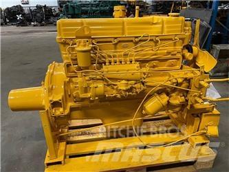 Ford 2712 6 cyl. motor Engines