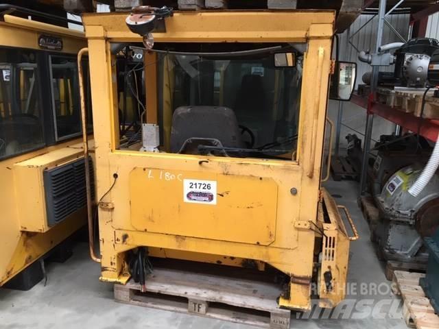  Førerhus ex. Volvo L180C Other