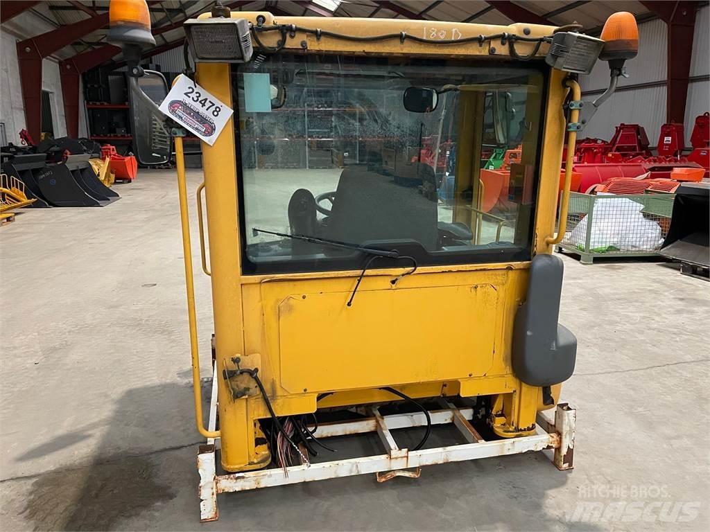  Førerhus, ex. Volvo L180D Other
