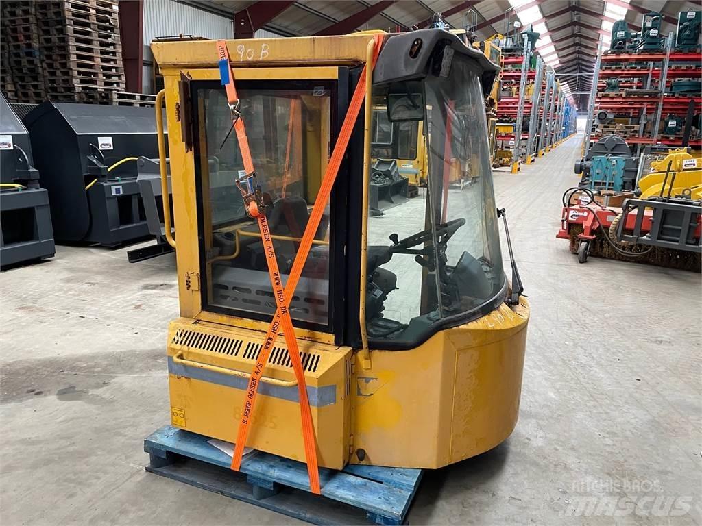  Førerhus ex. Volvo L90B Other