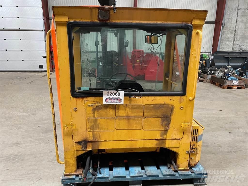  Førerhus ex. Volvo L90B Other