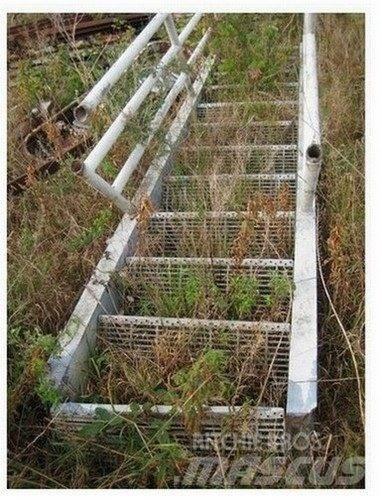 Galvaniseret trappe Other