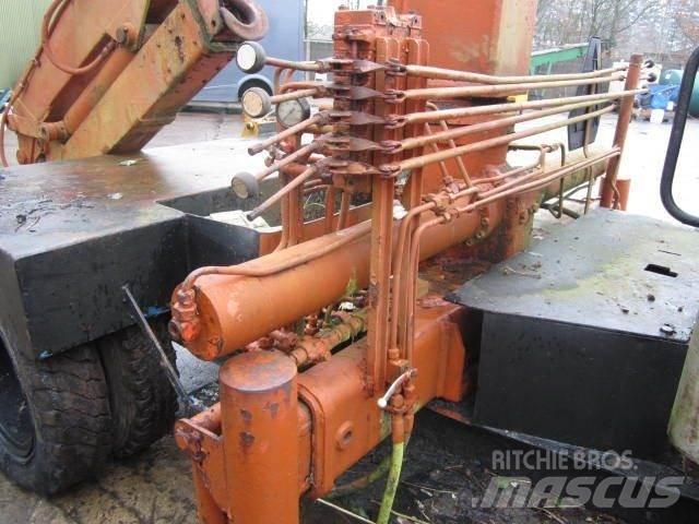 Hiab 1150 Mobile and all terrain cranes