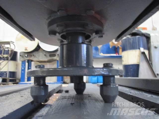  Jordbor, hydr. Drilling Equipment