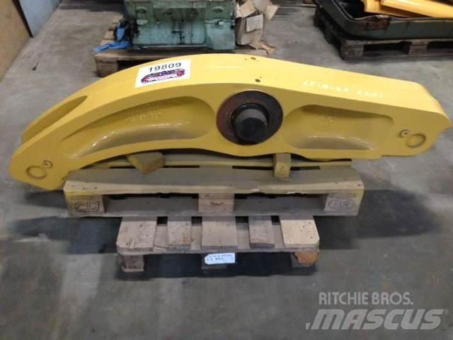 Liebherr L551 Link Arm Other