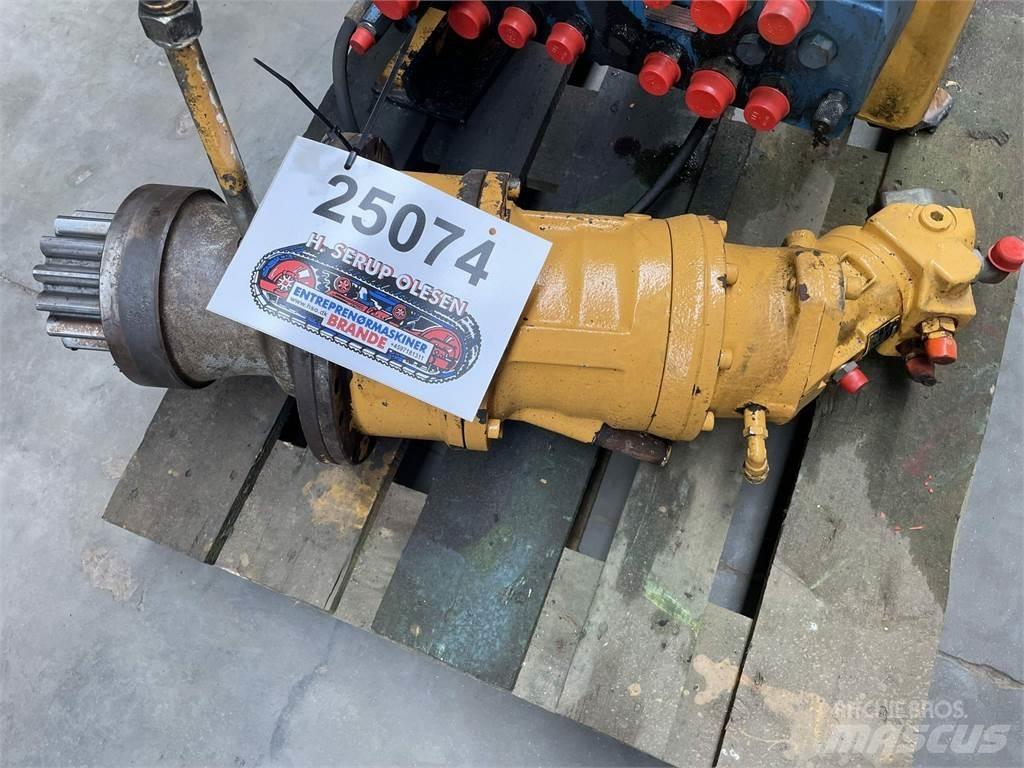 Liebherr R312 Krøjegear Other