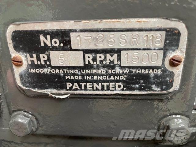 Lister 1 cylinder motor Engines