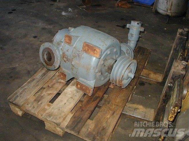  Svanehøj pumpe no. 4060 Water Pumps