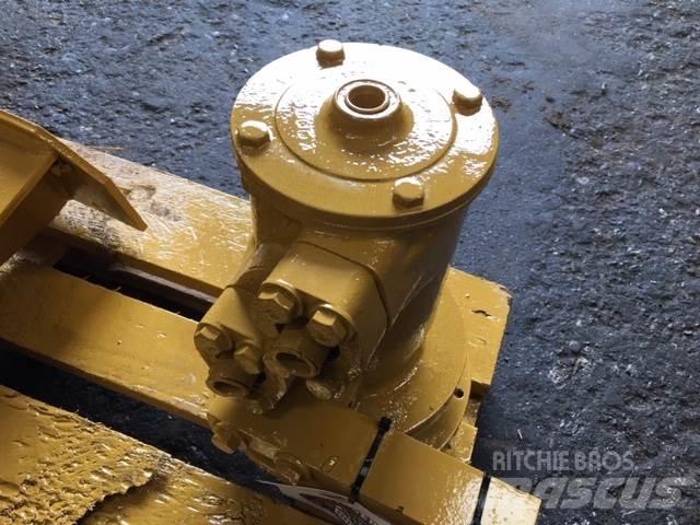  Svirvel ex. Cat 320L Other