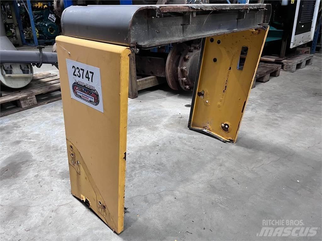  Top - & sideplade, Volvo L90E Other