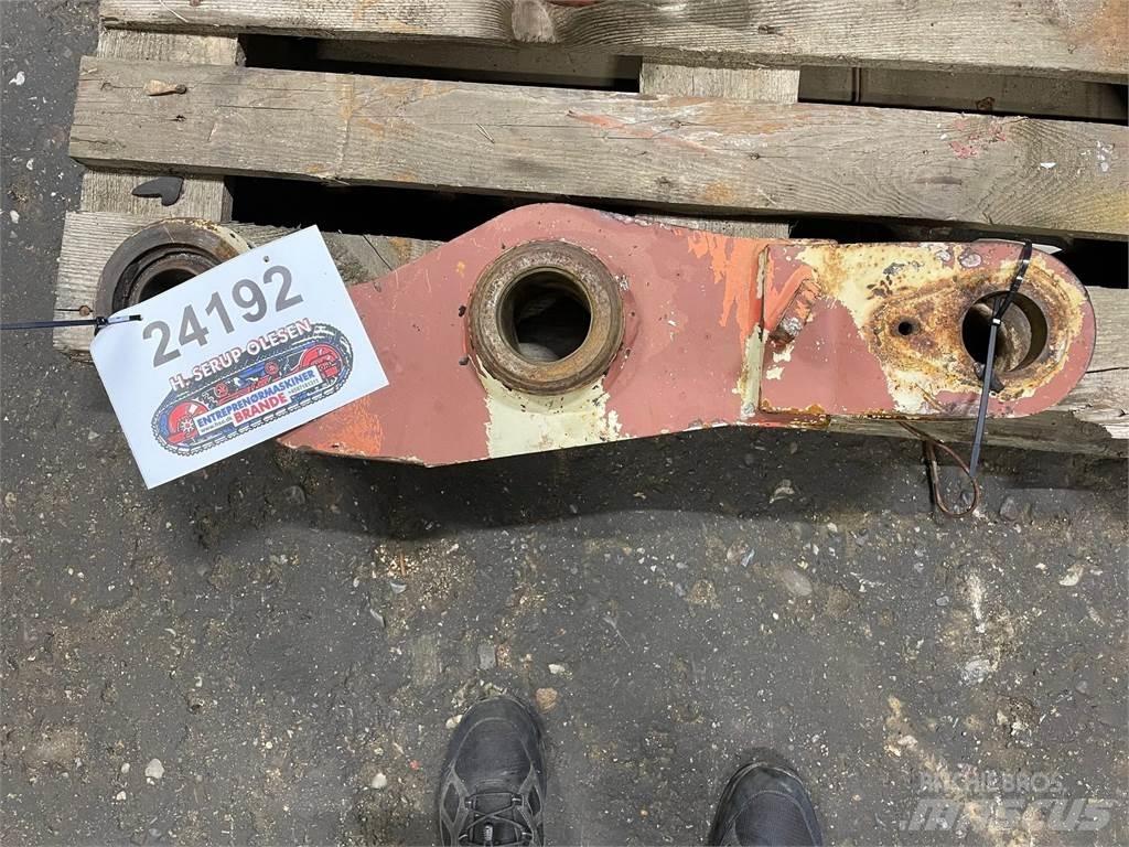 Volvo L120 Link Arm Other