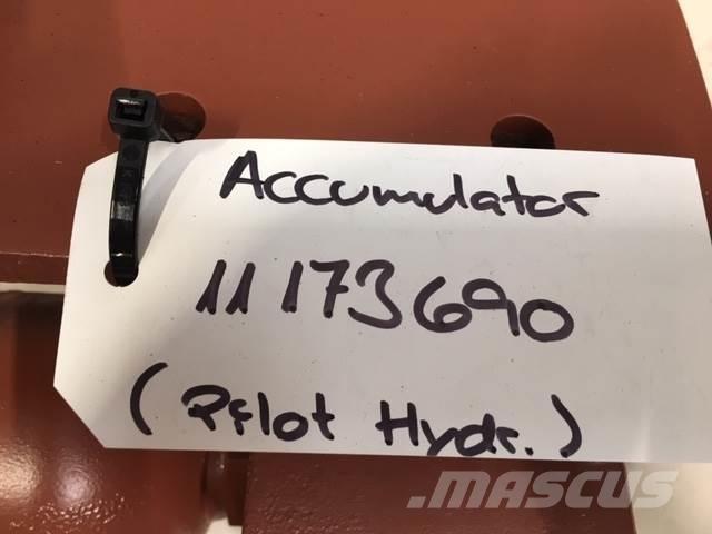 Volvo L180E Accumulator Hydraulics