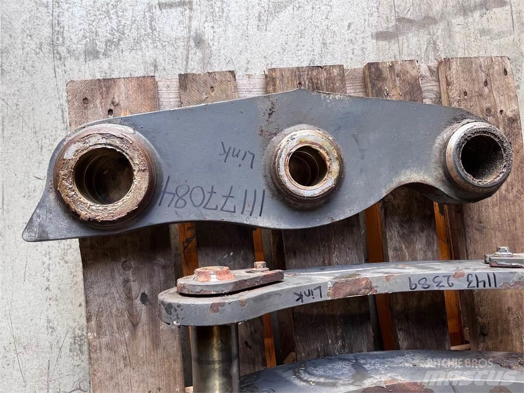 Volvo L60H Link Arm Other
