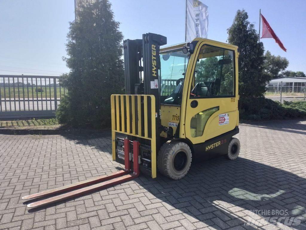 Hyster J2.5XN Electric Forklifts