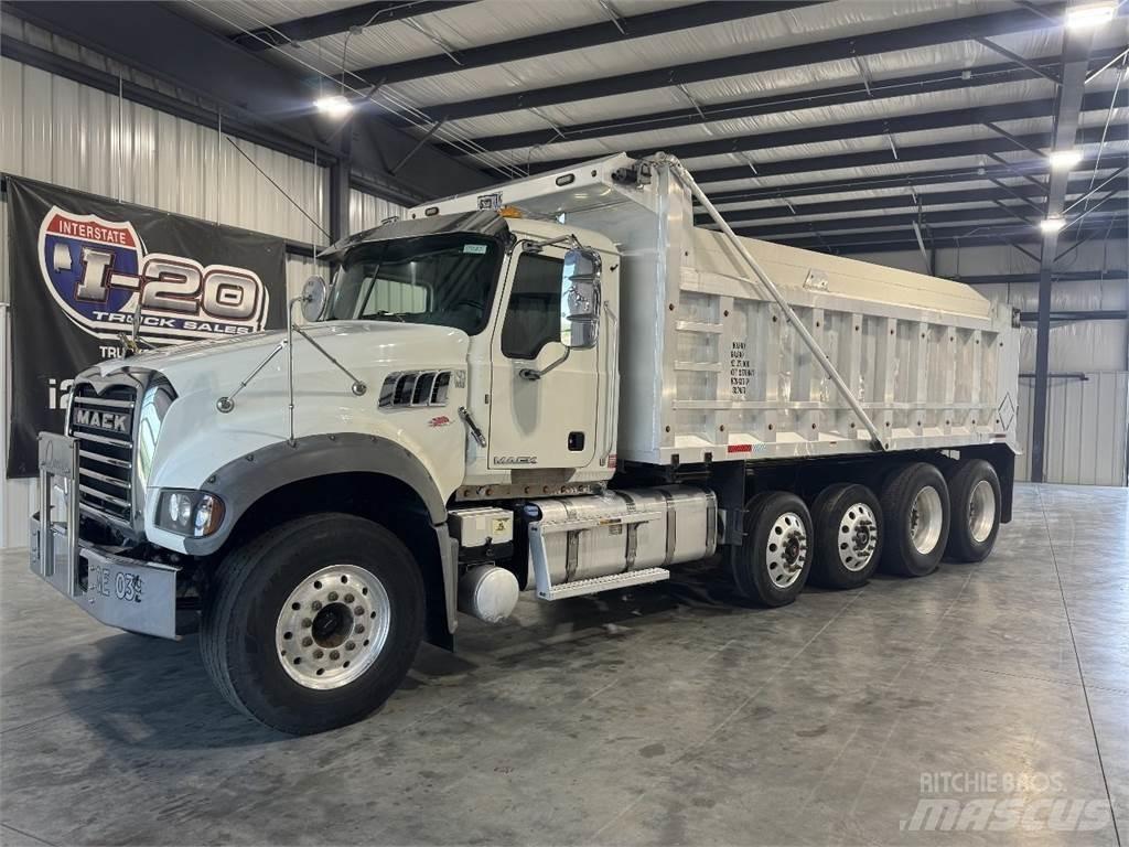 Mack GU713 Dump Trucks