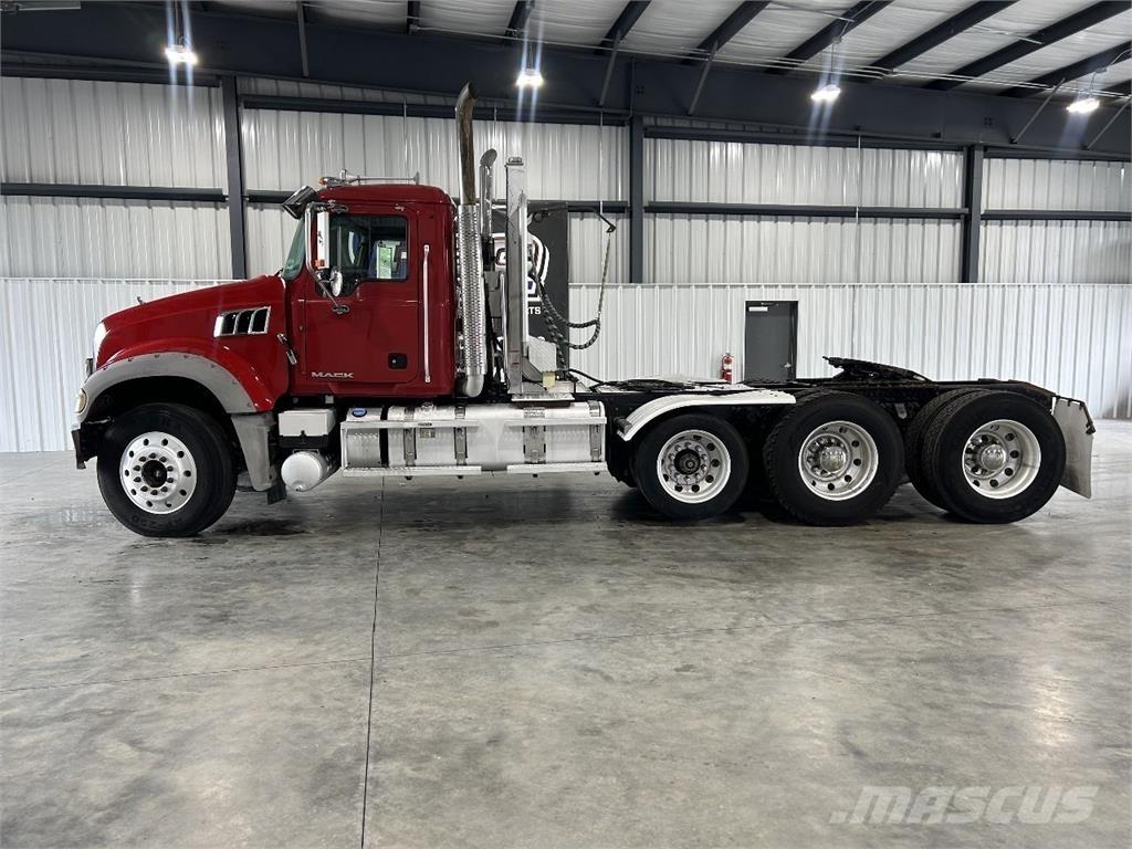 Mack GU713 Conventional Trucks / Tractor Trucks