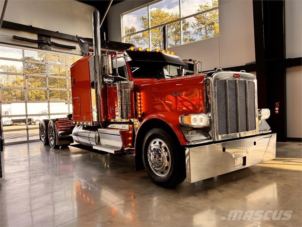 Peterbilt 389 Conventional Trucks / Tractor Trucks