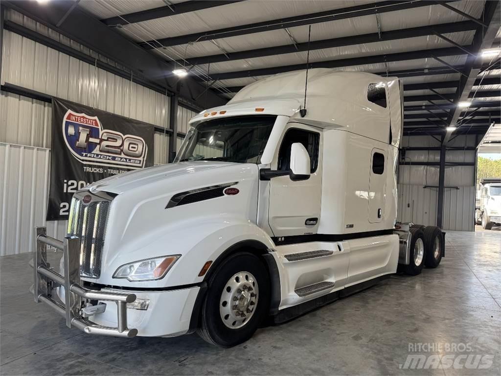 Peterbilt 579 Conventional Trucks / Tractor Trucks