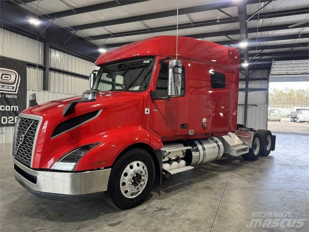 Volvo VNL64T740 Conventional Trucks / Tractor Trucks