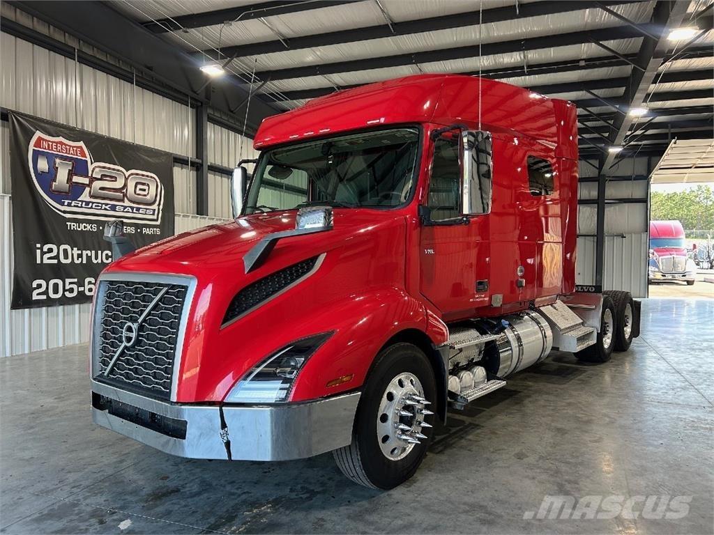 Volvo VNL740 Conventional Trucks / Tractor Trucks