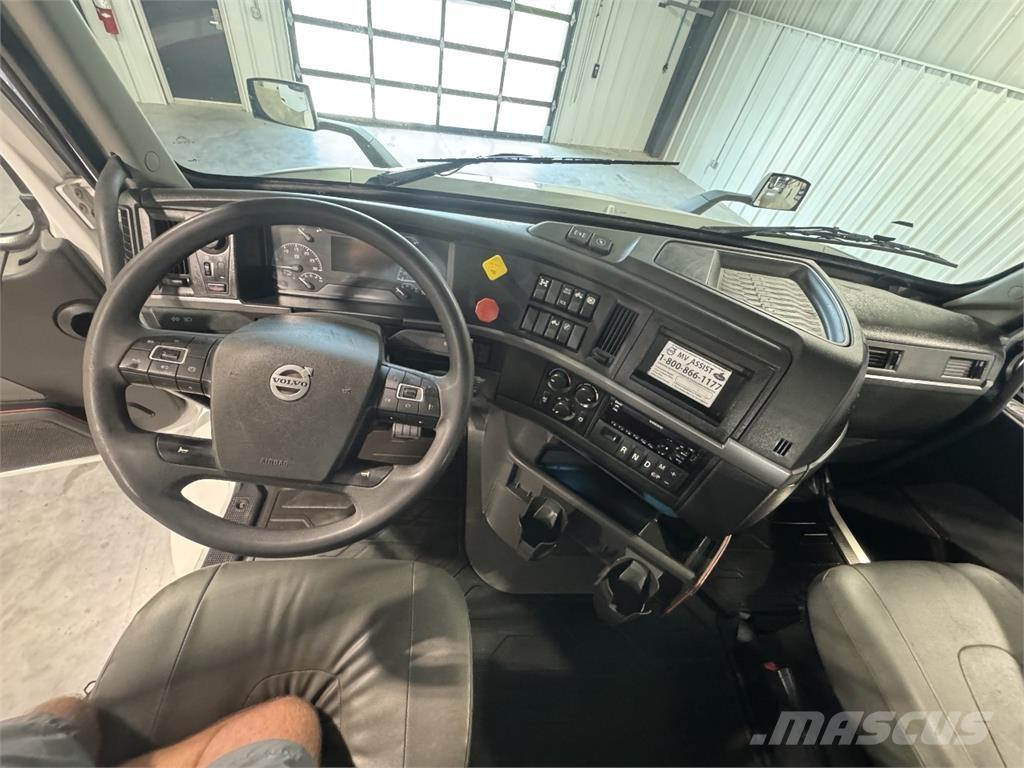 Volvo VNR64T300 Conventional Trucks / Tractor Trucks