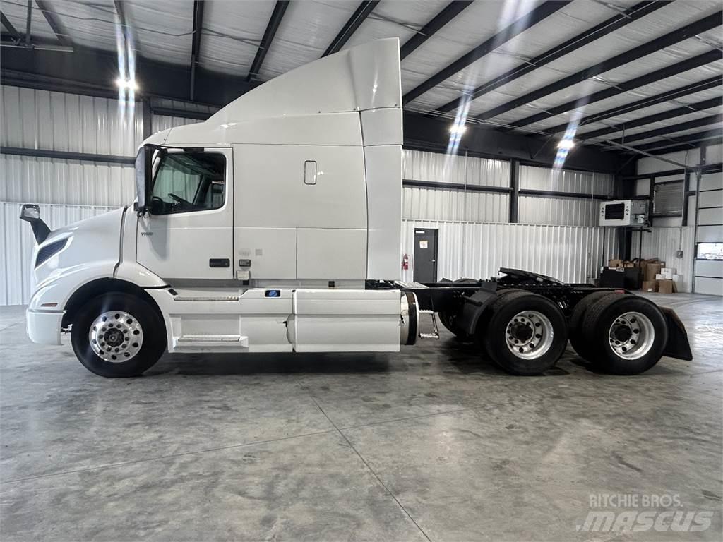 Volvo VNR64T640 Conventional Trucks / Tractor Trucks