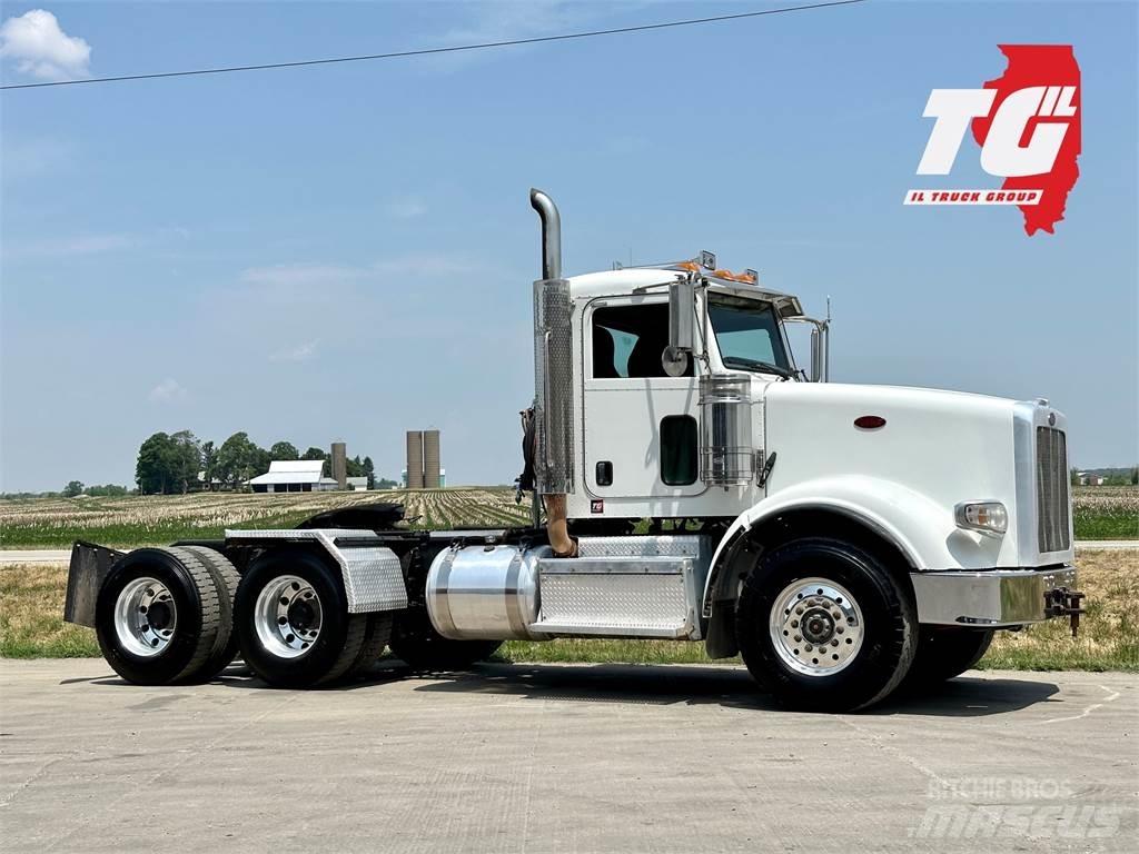 Peterbilt 367 Conventional Trucks / Tractor Trucks