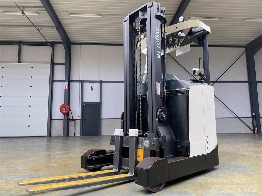 Toyota BT RRE140E Reach trucks