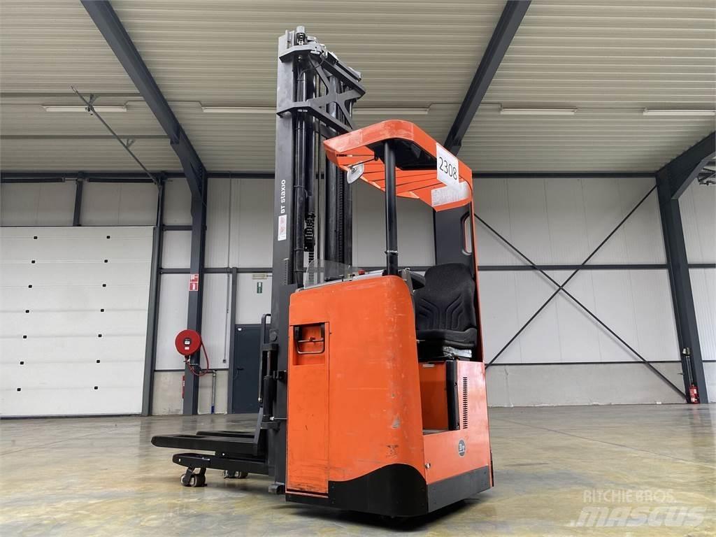 Toyota BT SRE160L Self Propelled Stackers