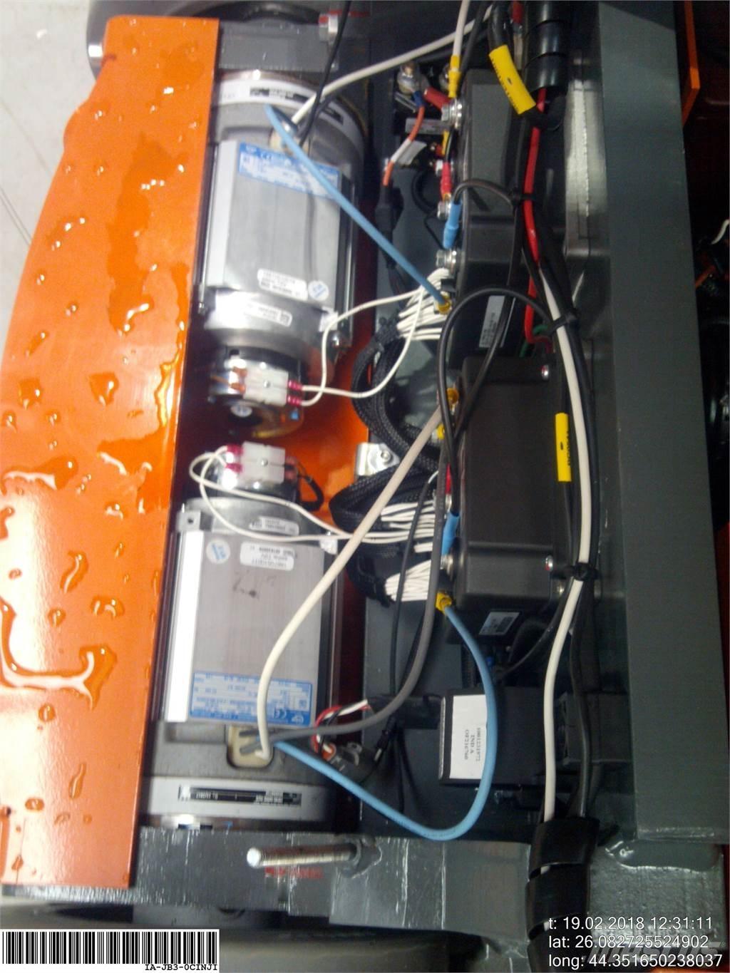 JLG Toucan duo Vertical mast lifts
