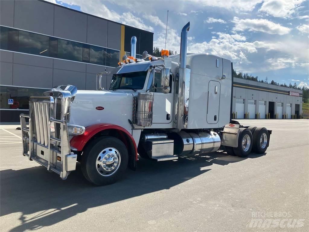 Peterbilt 389 Conventional Trucks / Tractor Trucks