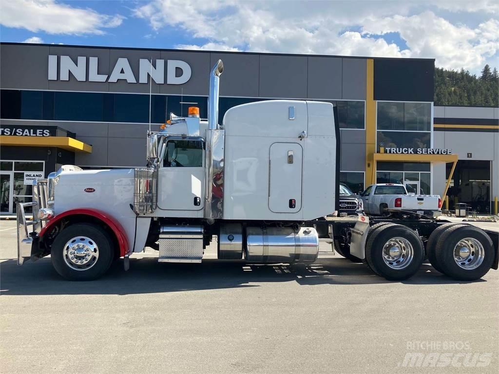 Peterbilt 389 Conventional Trucks / Tractor Trucks