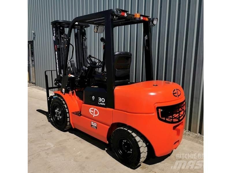 EP EFL302 Electric Forklifts